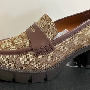 Coach Colleen Loafer In Signature Jacquard size 7.5 Walnut/Khaki